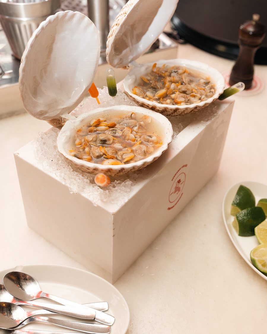 Cockles served at a Hermanos Vinagre event